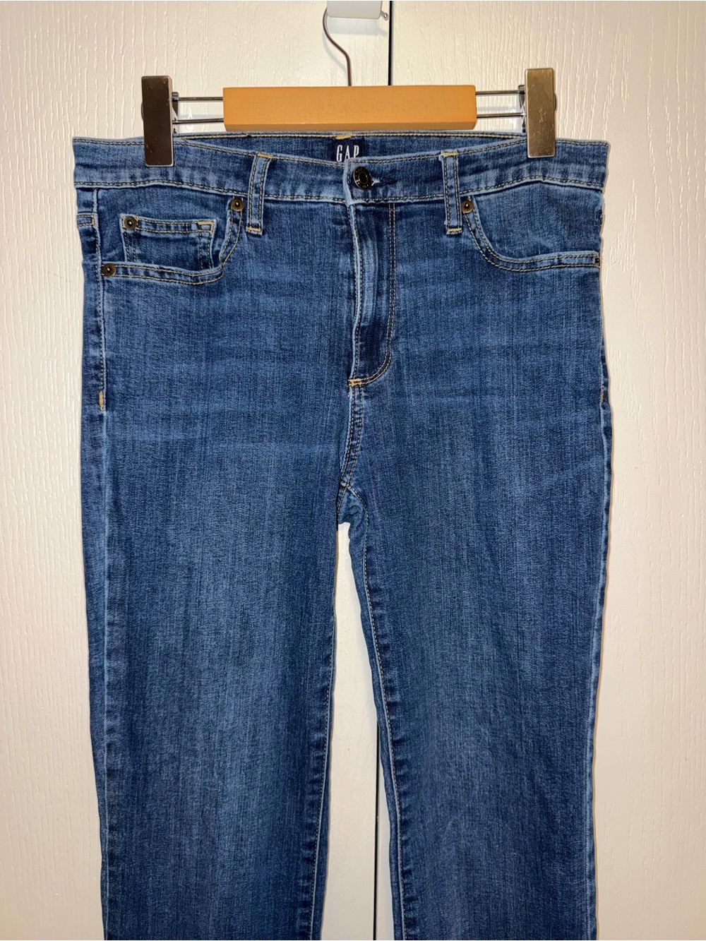 Gap Mid Rise Perfect Bootcut Jeans - Picture 4 of 14